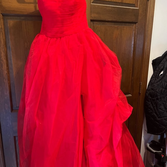 Prom dress - Picture 4 of 6